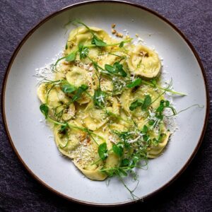 Brote de Chicharo rizado microgreen mazatlan durango mexico Restaurantes gisante