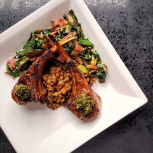 Hojas de acelga arcoíris brote microgreen Mazatlán Durango México Restaurante consume local nutrición Rábano Sandia Gorumet Veganismo